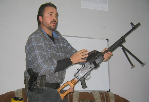 Johan Raath during weapons familiarisation in Iraq